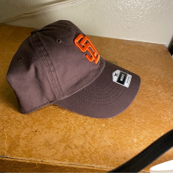 San Diego Padres Cooperstown Collection Fan Favorite Strapback Brown Hat Cap NWT - Picture 2 of 5